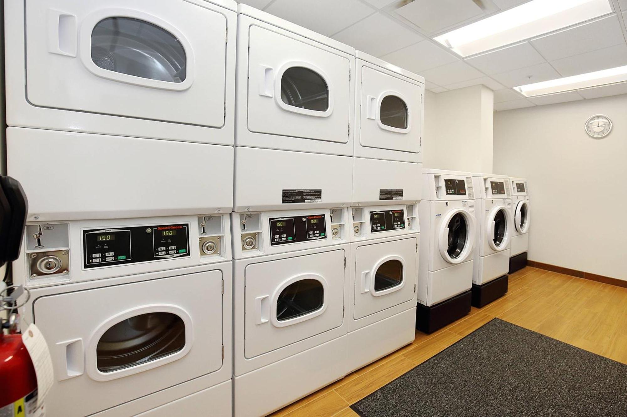 Towneplace Suites By Marriott Grove City Mercer/Outlets Exteriör bild